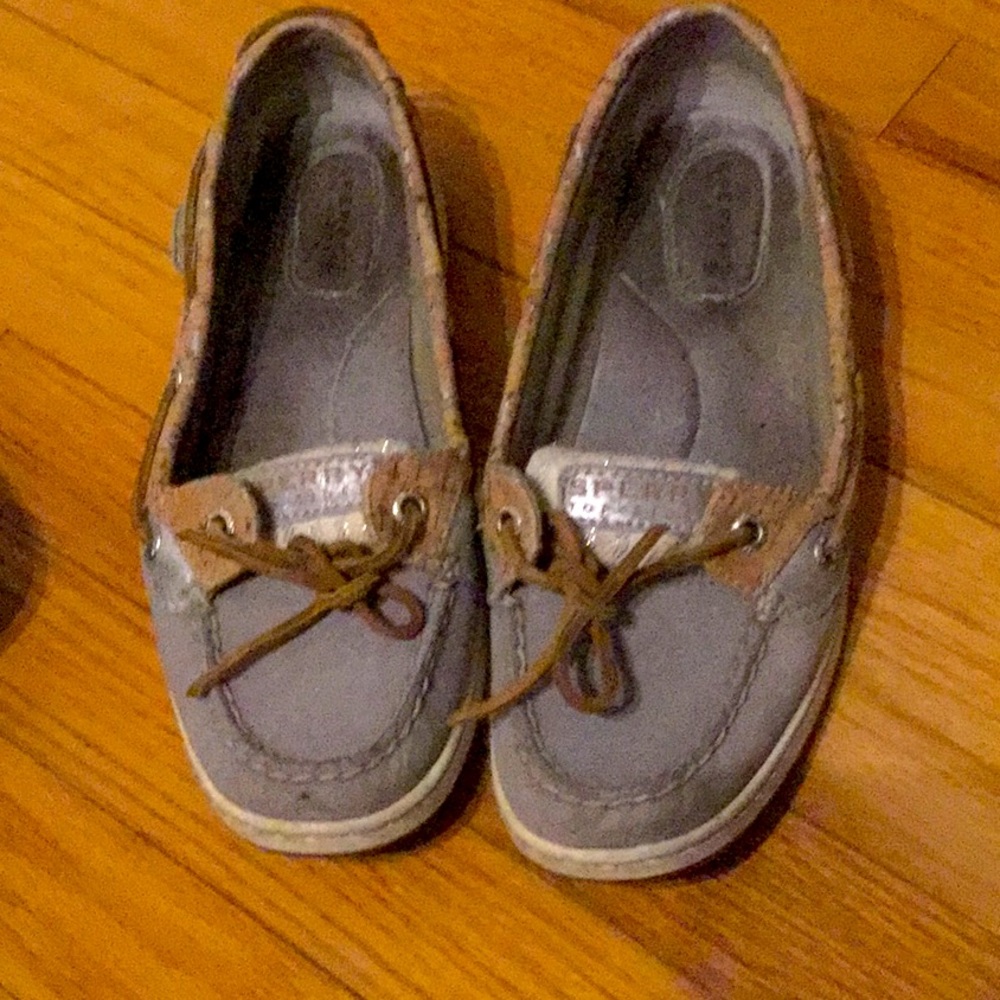 Sperry angel fish gray slides